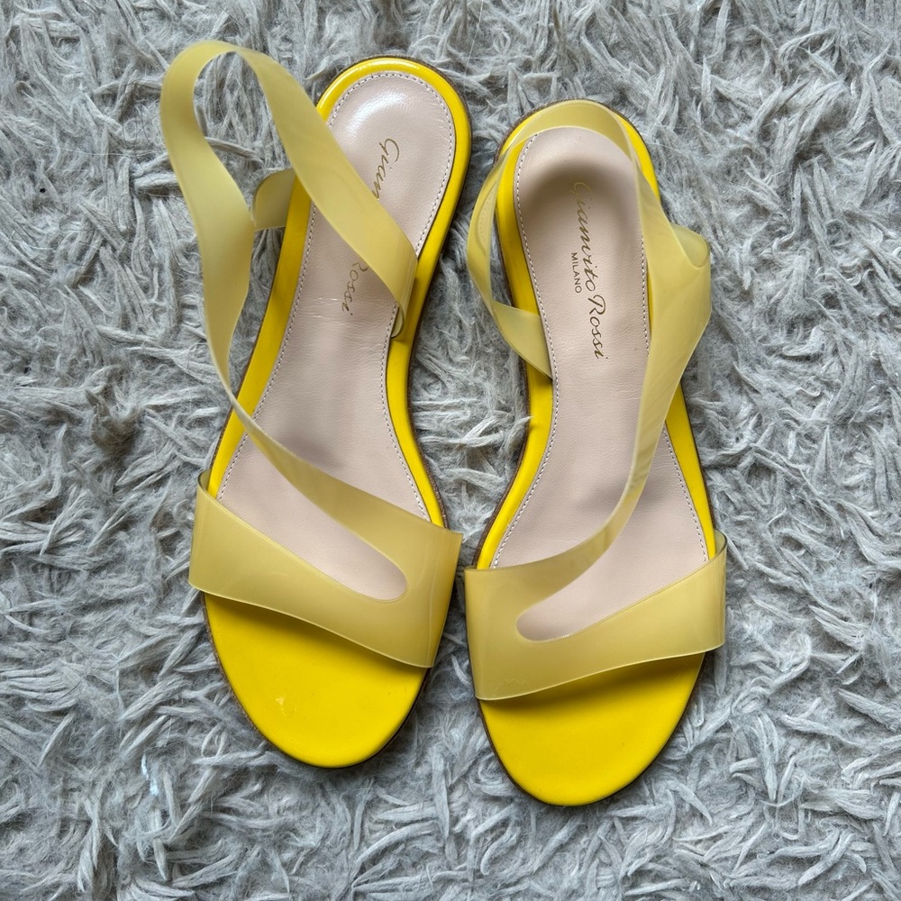 Gianvito Rossi Metropolis Yellow Women's Sandals 6.5